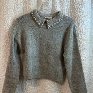 Copper Key Gray Sweater with Pearl Collar